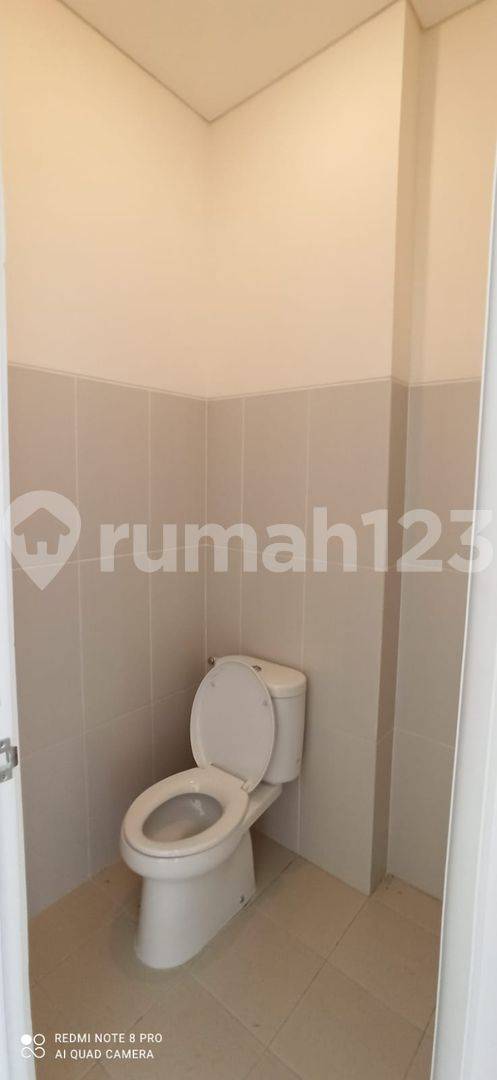 Ruko Pisa Grande Paramount Serpong - 2 Story Commercial Property
