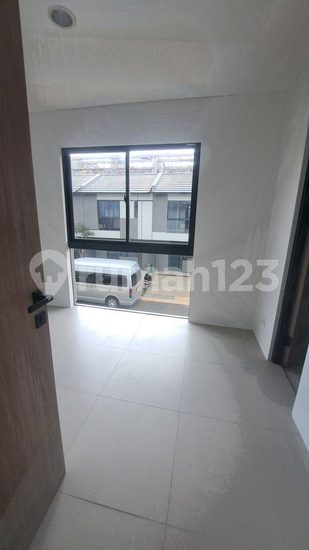 2-Story House with 3 Bedrooms Near UMN University, Gading Serpong