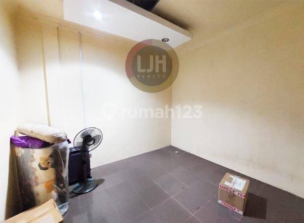 3-Story Commercial Shop/Property in Pantai Permata Baloi