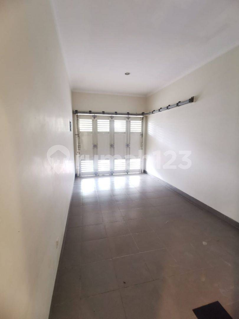 2-Story House in Gading Serpong, Tangerang - Quiet Location with Strategic Access