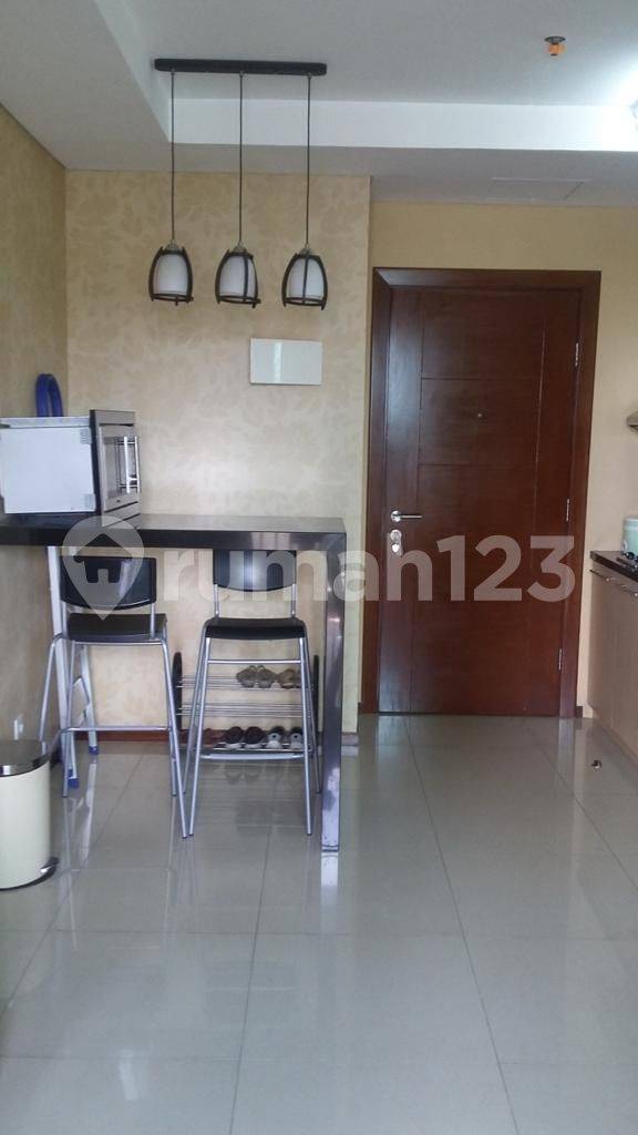 Thamrin Residence-тегі 1 бөлмелі пәтер, толық жабдықталған