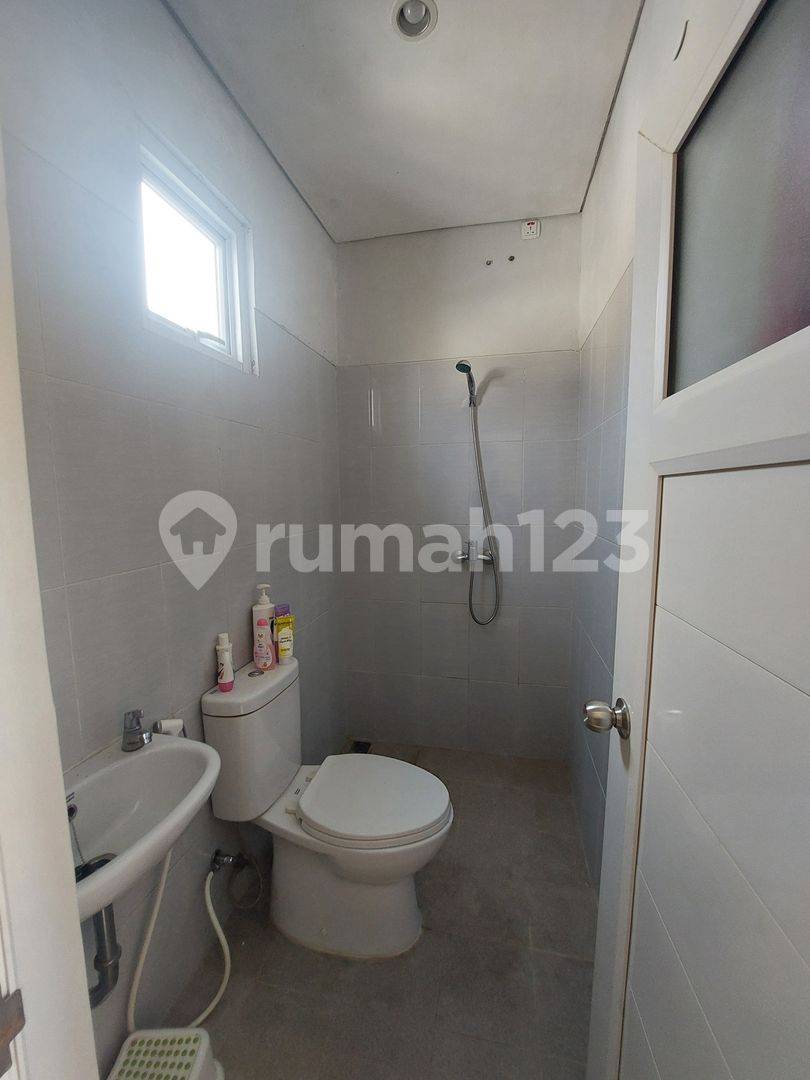 2-Story Semi-Furnished House with Multiple Amenities