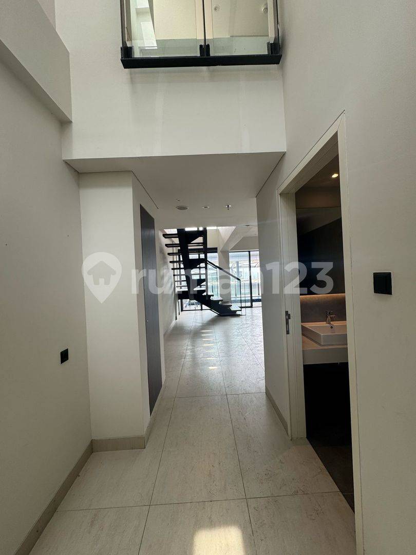 Penthouse Apartment in Carstensz, Gading Serpong