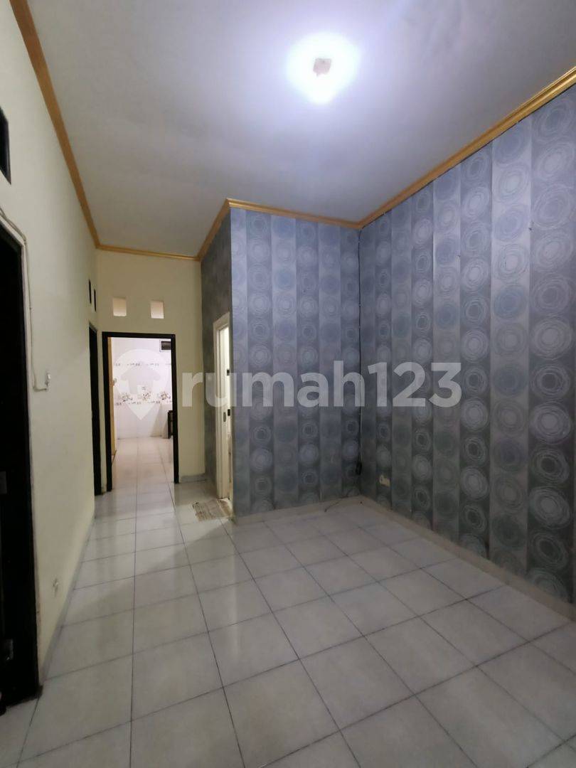 Tamansari Majapahit Rental House - Spacious 2-Bedroom Property