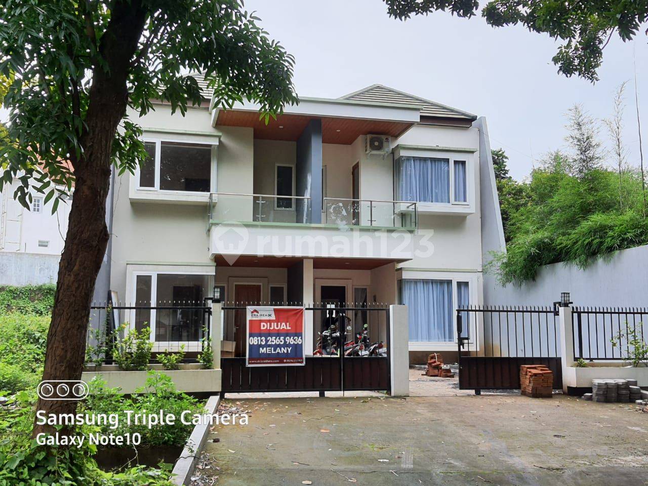 Modern Fully Furnished 2-Story House in Quiet Residential Area