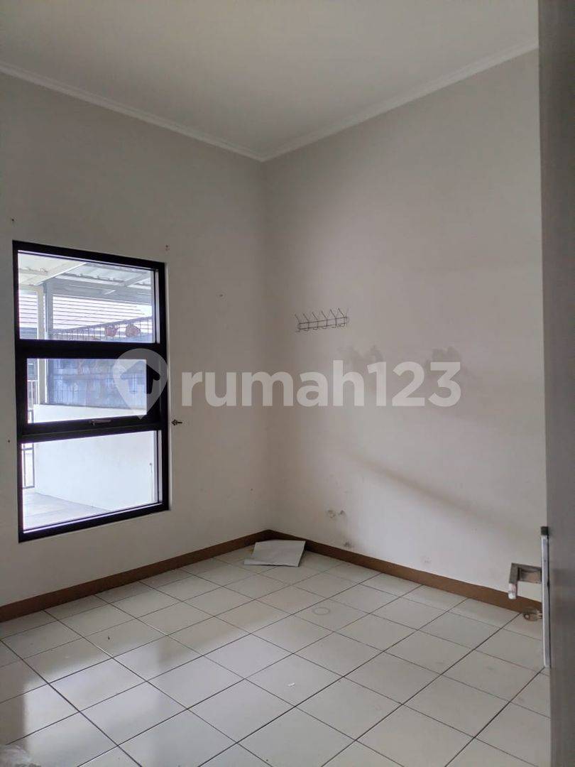 1-Story Ready to Move-In House in Kopo Ketapang Cluster