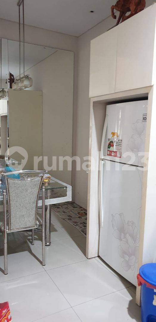 4 Bedroom Furnished Apartment Facing South