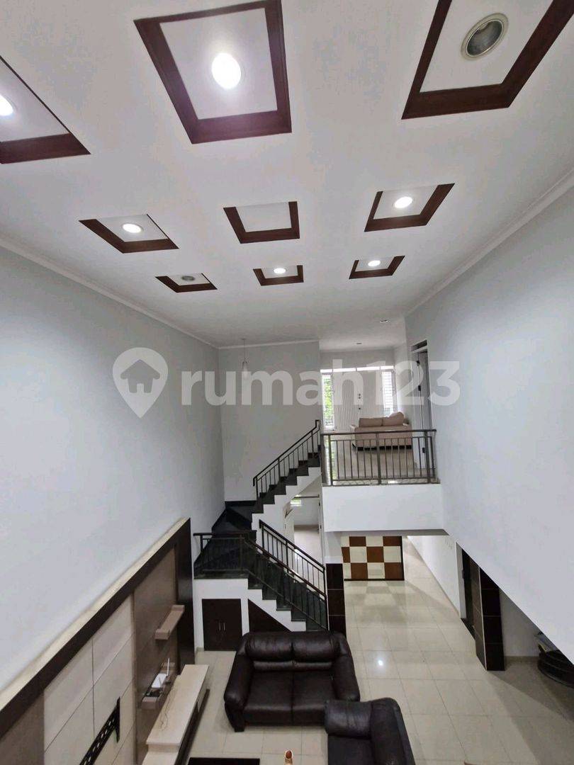 2-Story House in Batununggal, Fully Renovated