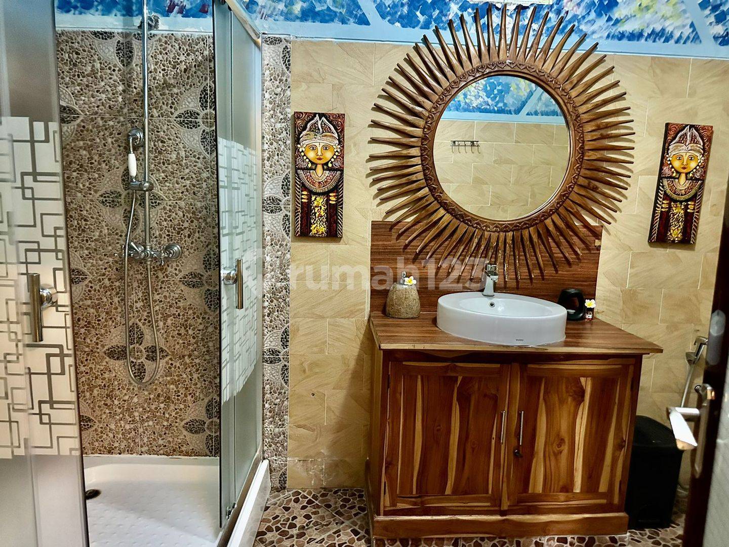Spacious 3-Bedroom Villa in Nusa Dua with Private Pool