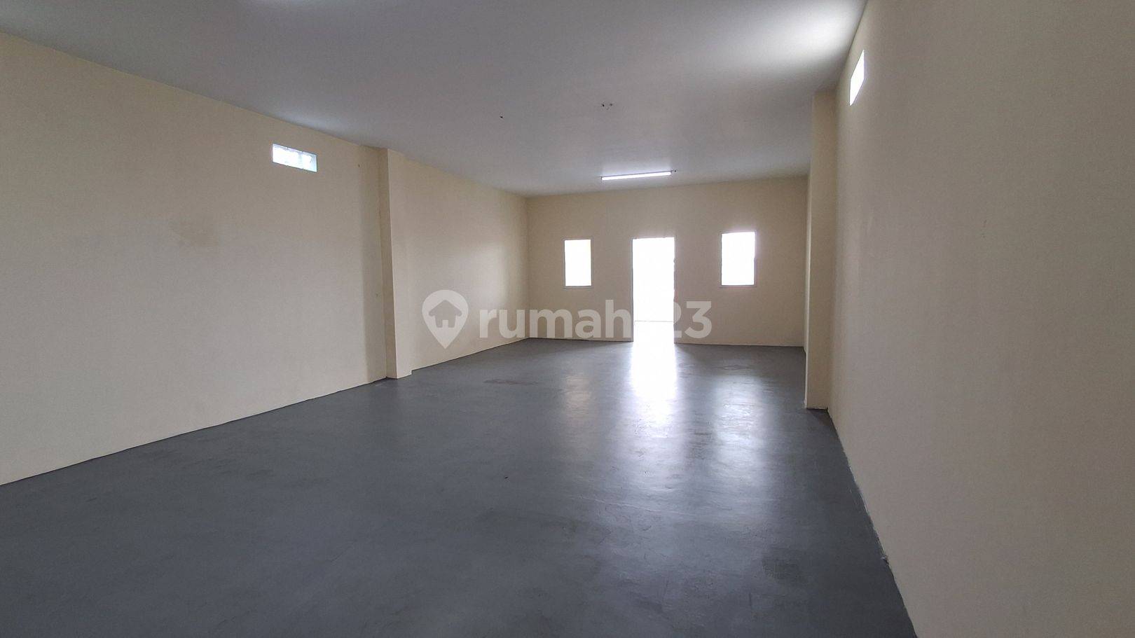 3-Story Commercial Building - Strategic Location, Newly Renovated