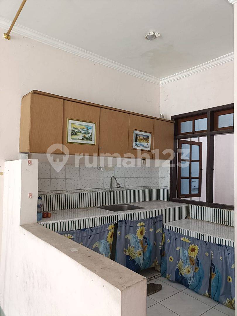 Strategic Location, Flood-Free Property