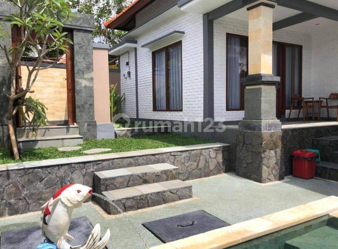 Villa in Padonan, Canggu, Bali - Strategic Location with Private Pool