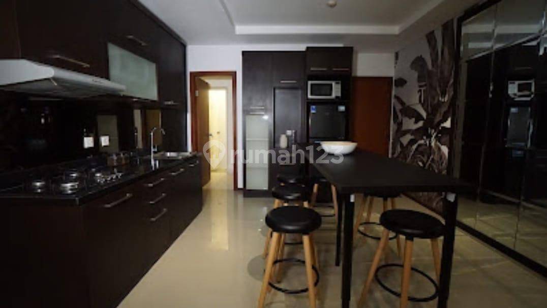 Thamrin Residence - 3-спальная квартира с полной меблировкой