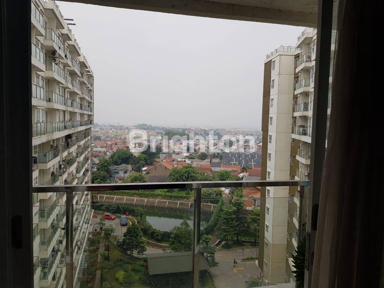 Strategic Apartment near Maranatha Campus with Pool and Security