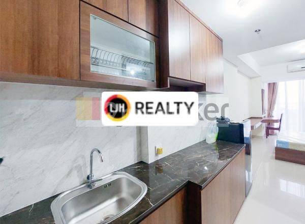 Apartment in Batam Centre, Pollux Habibie, Furnished Studio with Sea View