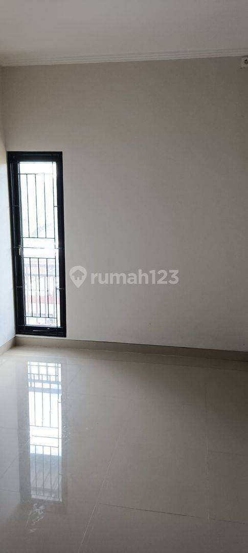 Nice rental house Semi Furnished SHM Sempidi, Badung
