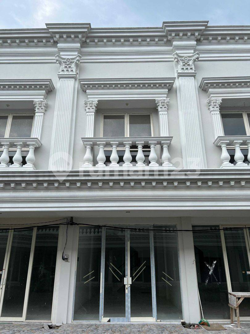 Commercial Area with Parking - Ruko Royal Palace Sidoarjo