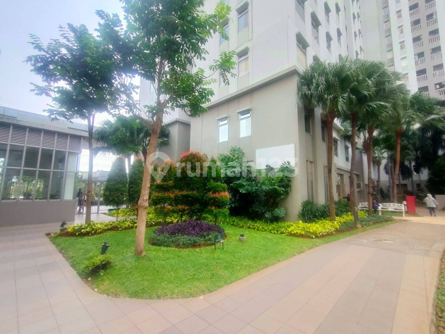Green Bay Pluit 1BR Apartment with Sea View and Lifestyle Amenities