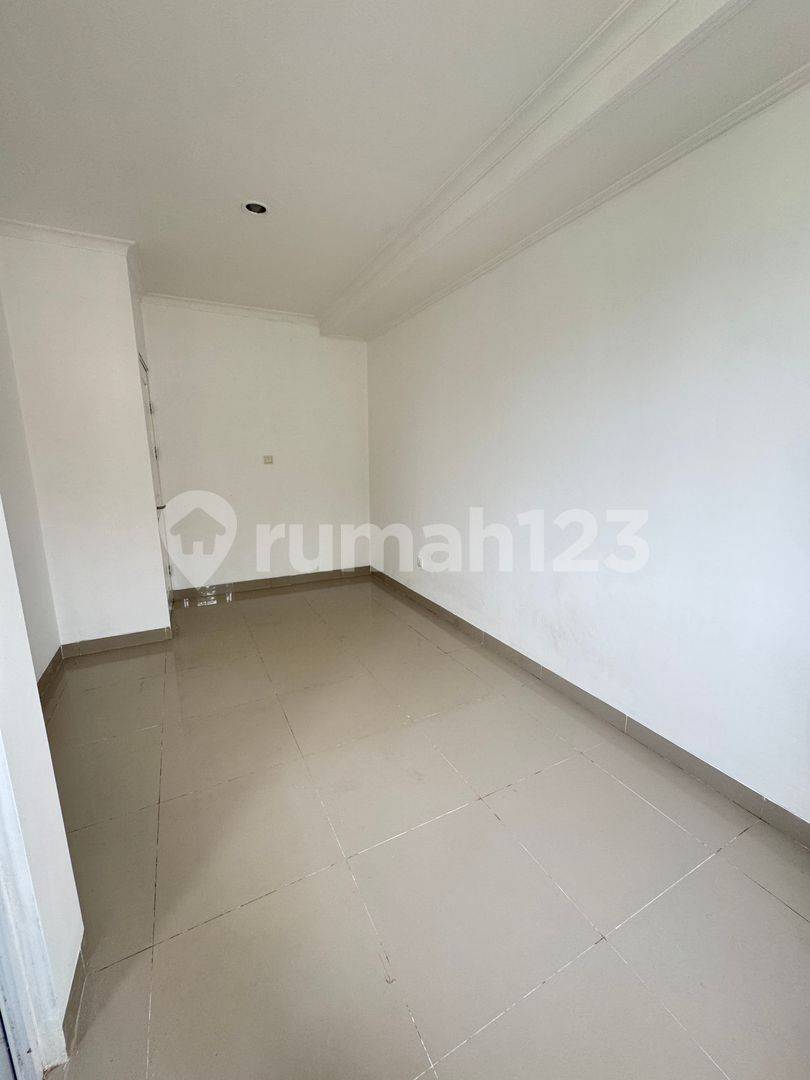 2-Story House in Malibu Village, Paramount Serpong - Ready to Move In