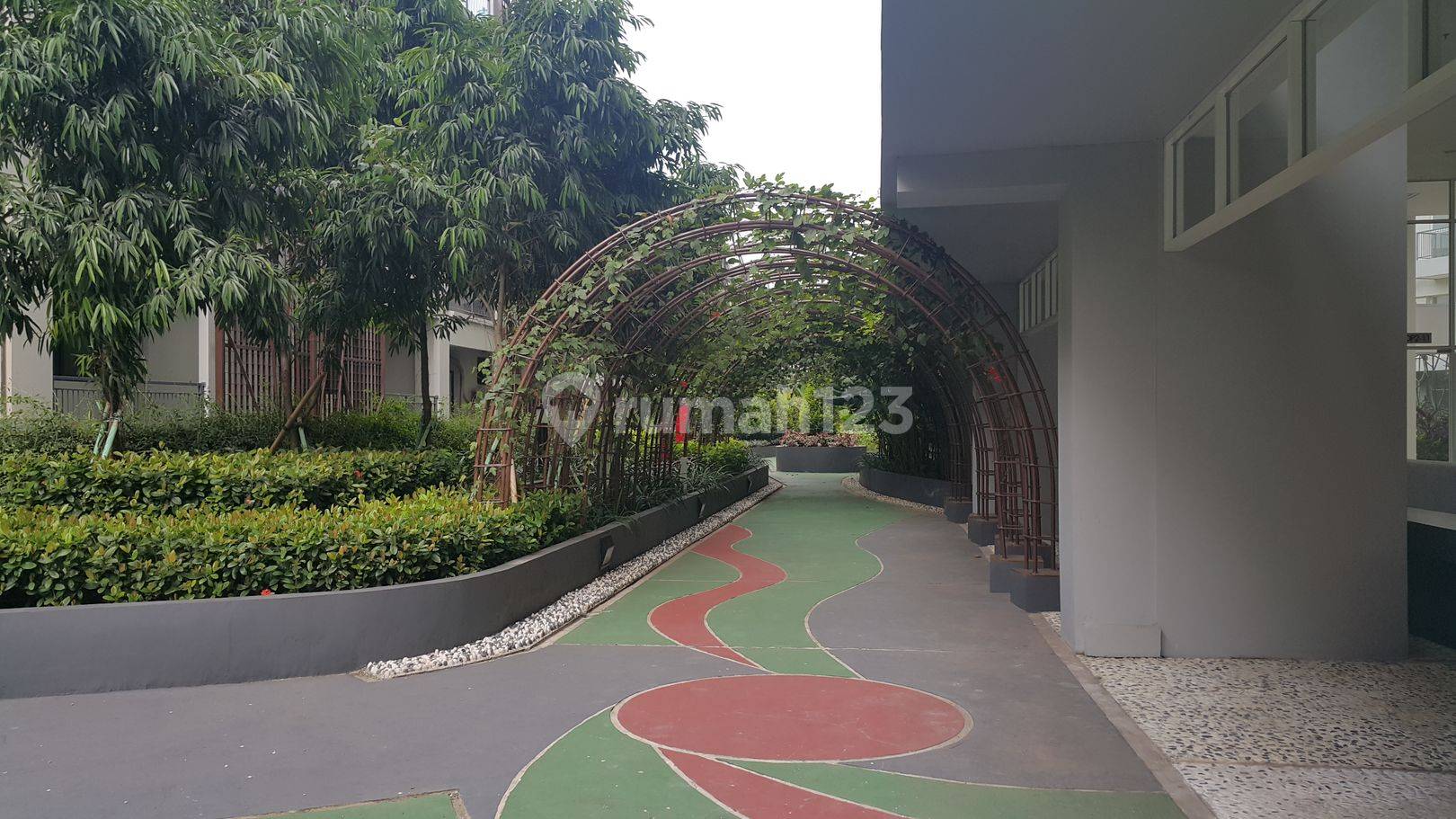 Strategically Located Apartment near Mall, Offices, and Universities