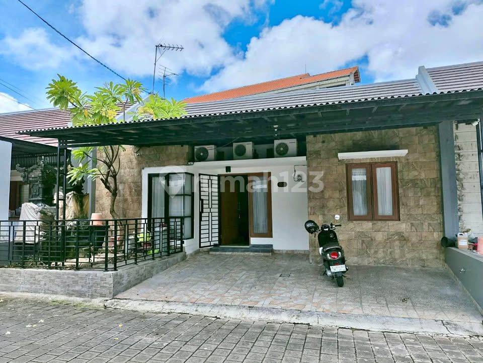 One Gate System House with Modern Design