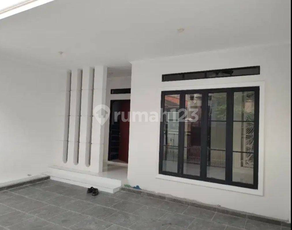 Modern Property Near City Toll and Strategic Urban Locations