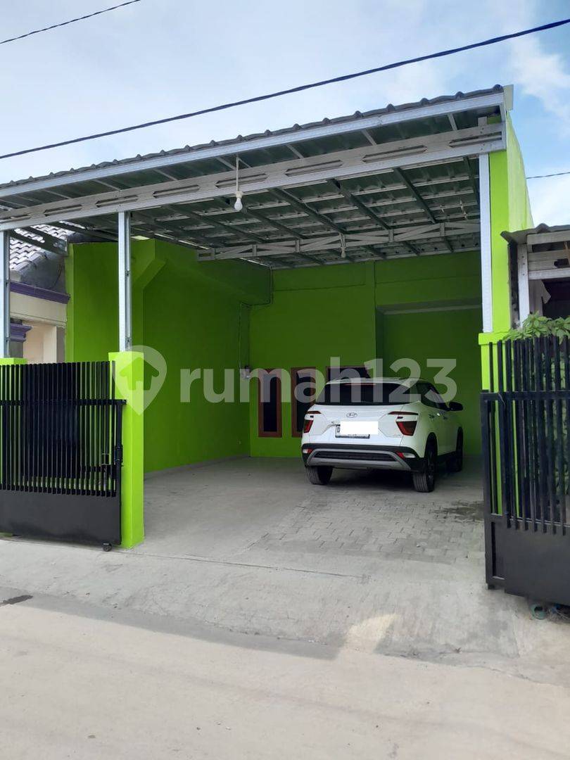 Spacious 3-Bedroom Property with Large Parking and Utilities