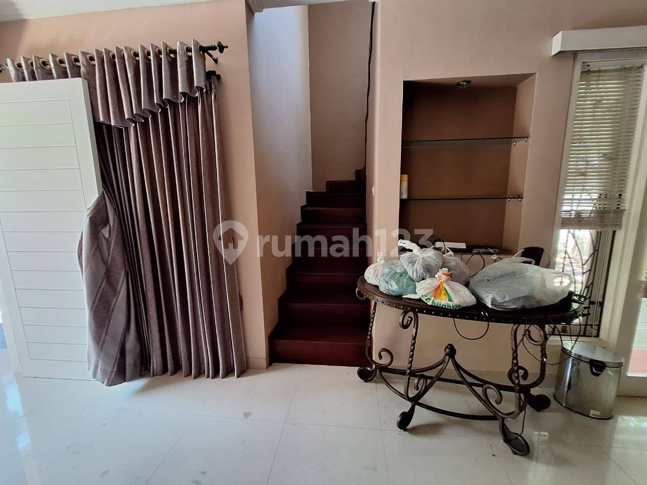 Tropical 2-Story Villa in Premium Mertanadi, Kerobokan Location