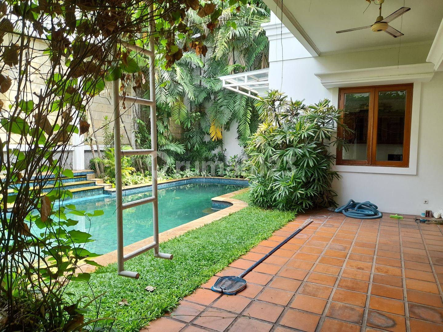 Spacious Property near Central Jakarta with Private Pool