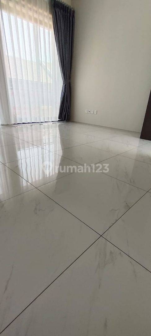2-Story House in Kota Baru Parahyangan, Fully Tiled, Spacious