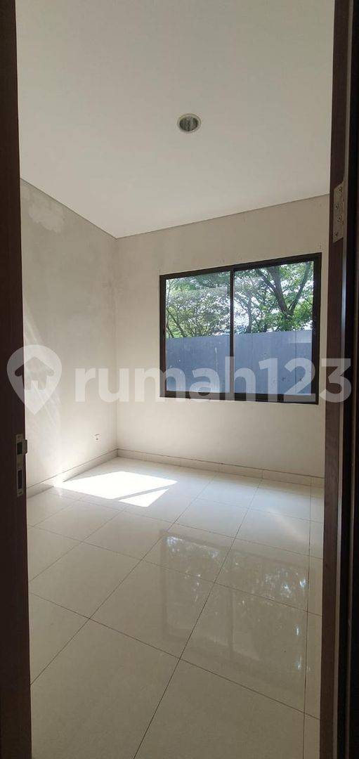 Modern 2-Story House with Basement in BSD City