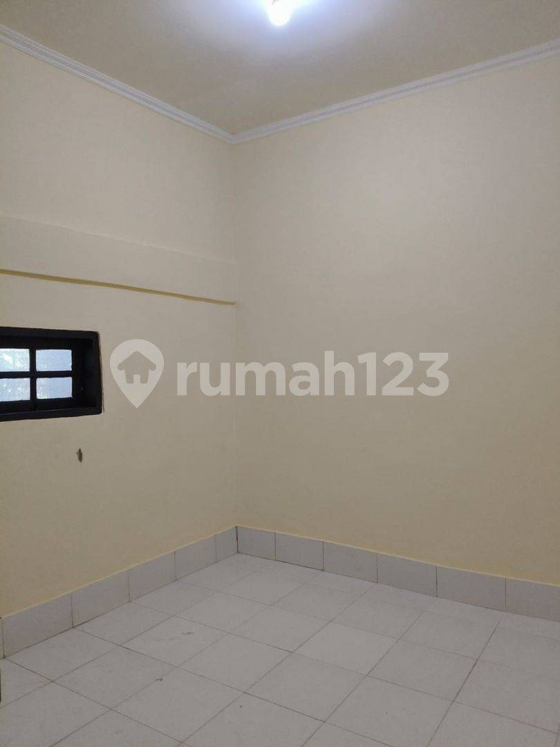 Памулангдағы 2 қабатты үй, 120м², 3 жұмақ, 2 жуынатын бөлме