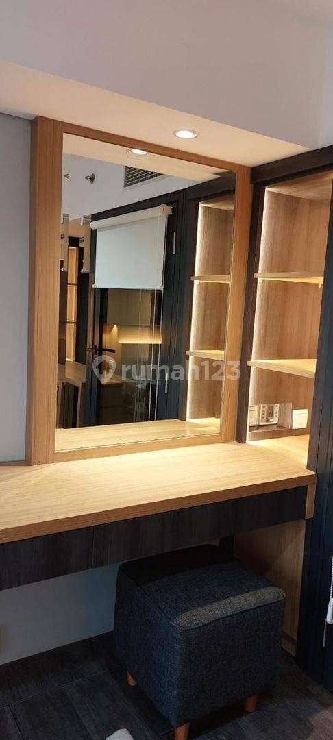 Fully Furnished 1-Bedroom Apartment Near Toll Exit