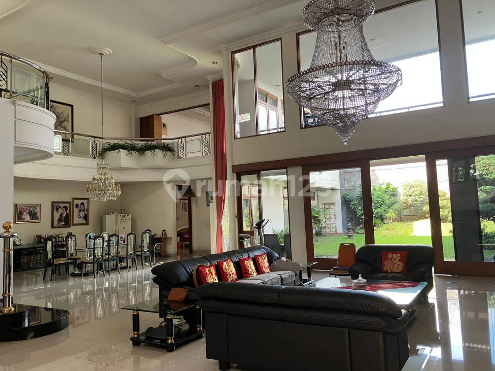 Large Two-Story House Near PVJ Mall