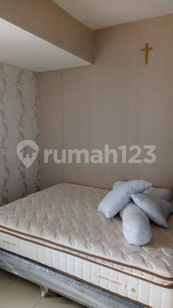 Greenlake Apartment 2 Bedrooms, Furnished, Ready to Occupy