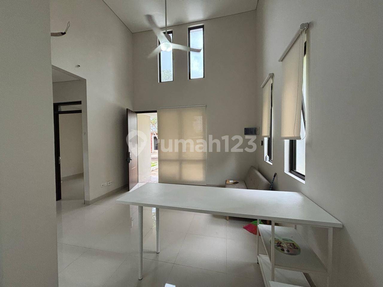 Дом в аренду в Citra Sentul Raya - кластер Seine