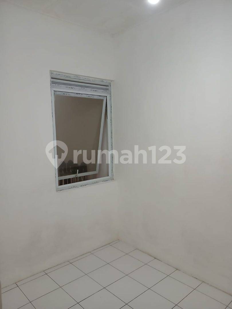 3-Bedroom House in Samarinda Antapani
