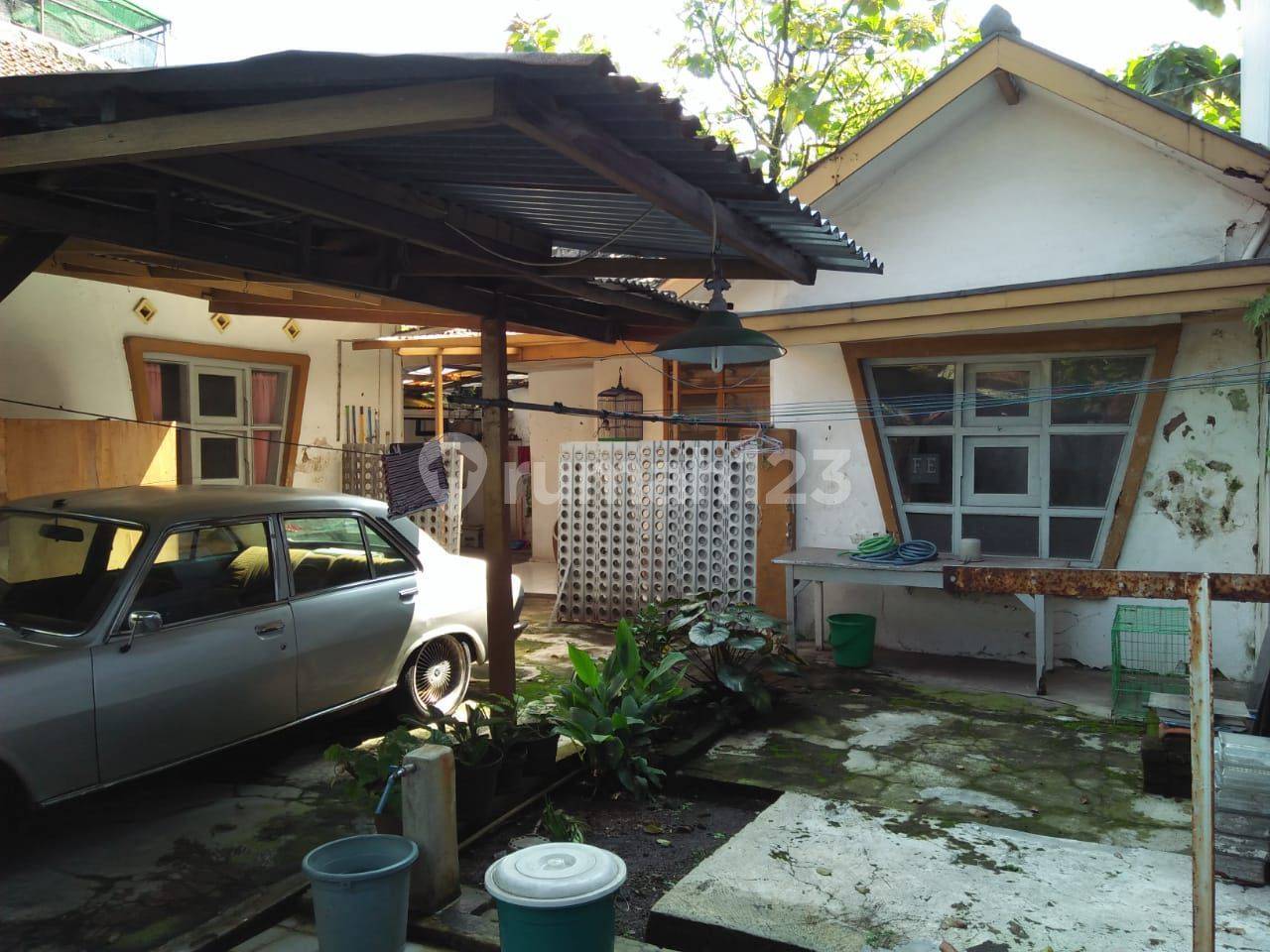 Main Road Property near Culinary Business Area