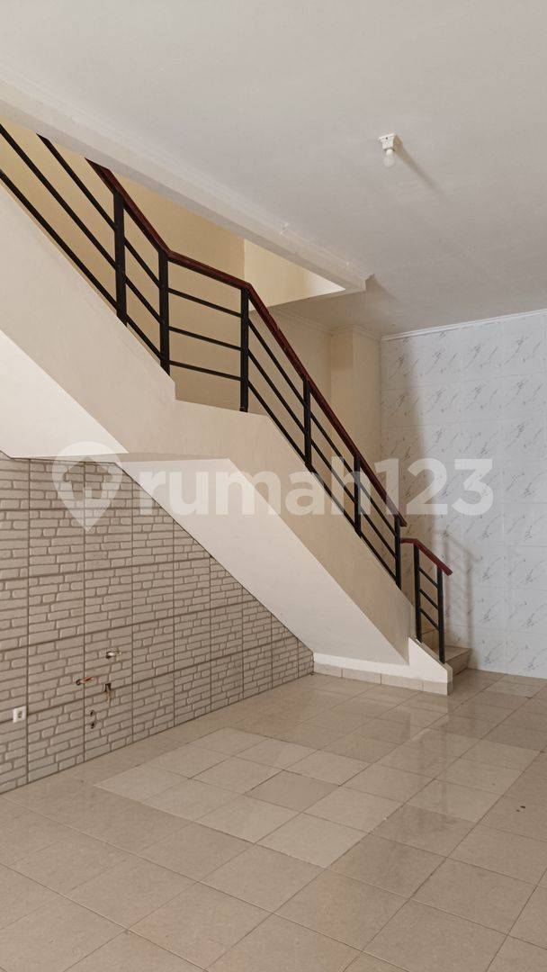 Ruko Paramount Tematik, Gading Serpong - 3-этажный коммерческий шопхаус
