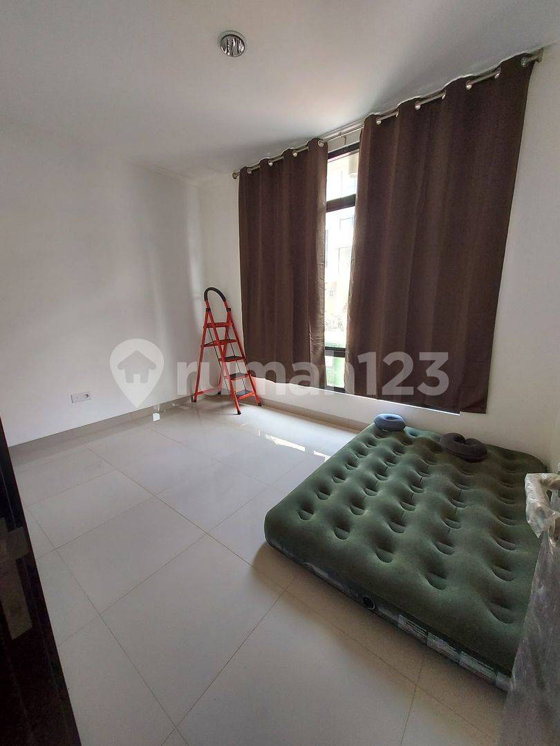 Condo House Green Royal - 2 Bedroom Unit on Ground Floor