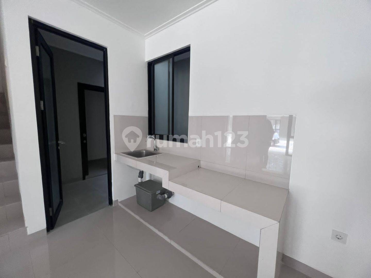 PIK 2 Millenial House - 3 Bedrooms, Strategic Location