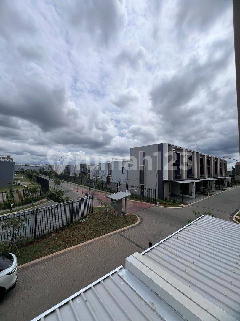 New House in BSD with 4 Bedrooms, 3 Floors, Fully Furnished