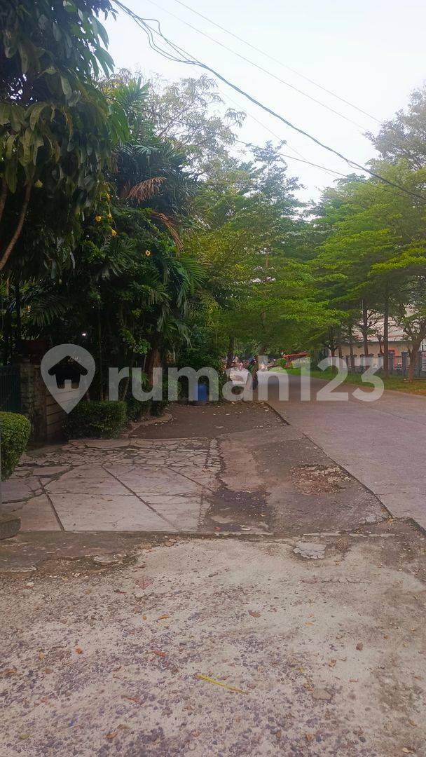 2-Story Commercial Space in Strategic Pondok Bambu Location