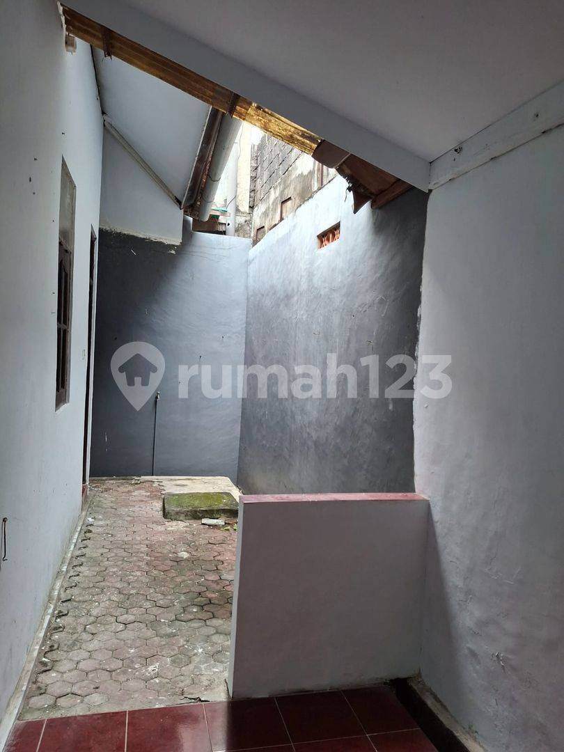 1.5 Story House in Strategic Location - Sidakarya, South Denpasar
