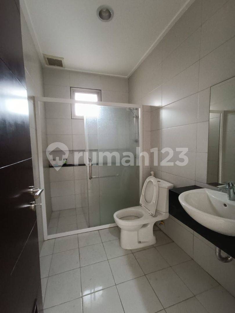 Golf Island PIK House - 2 Floors, 3 Bedrooms, 3 Bathrooms