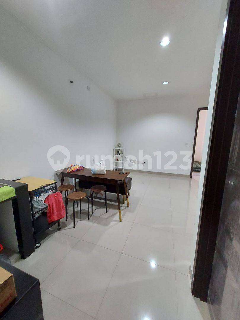 Condo House Green Royal - 2 Bedroom Unit on Ground Floor