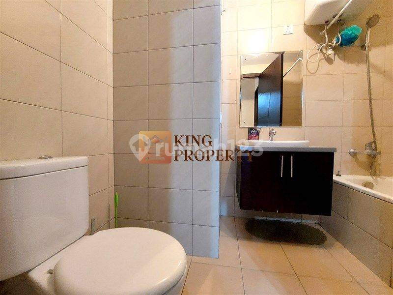 2-спальная меблированная кондоминиум в Central Park Residence, Западная Джакарта