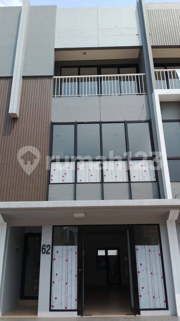 Ruko Hive Parc Raya Commercial Space in Lippo Karawaci, Tangerang
