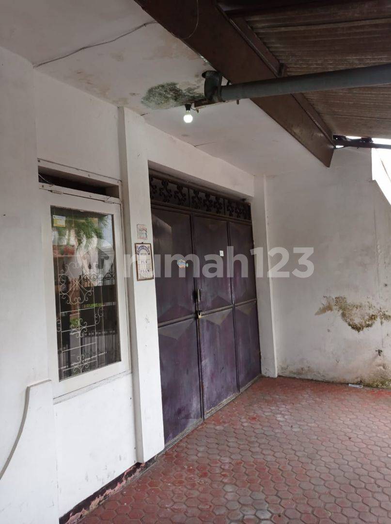 1-story house 5 bedrooms 1 km Unfurnished Near Rst Soepraun Auto2000 Sukun