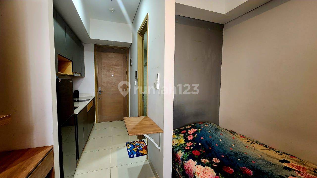 Fully Furnished Apartment at Taman Anggrek